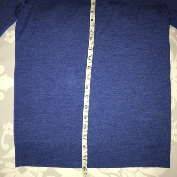 Banana Republic sweater - Picture 8 of 8